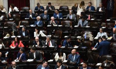 Hubo ausencias de diputados de todos los bloques y fracasó el proyecto que le impide a Cristina Kirchner ser candidata