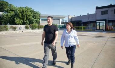 Bullrich y Petri fueron increpados por vecinos de Bahía Blanca durante una recorrida por las zonas afectadas