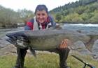 Chubut habilitó la temporada de pesca del salmón del pacífico