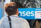 ANSES: ¿quiénes cobran mañana jueves 12? El calendario de pago de jubilaciones, pensiones, AUH y aguinaldo