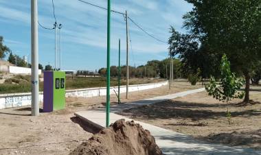 El Concejal Fernando Doroschenco agradece al Intendente de la Ciudad de Plaza Huincul, Sr. Claudio Larraza