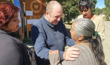 Pablo Todero acompañó a los vecinos de Junín de los Andes en defensa de la oficina de ANSES de la localidad
