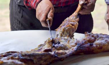 Los chivitos del norte neuquino presentes en la Feria Tienda de Sabores