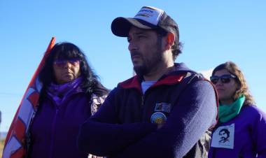 Andrés Blanco: “La obra pública se tiene que financiar con impuestos a la renta petrolera no endeudando al pueblo neuquino”