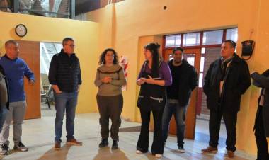 La Escuela Especial 2 vuelve a funcionar en su edificio