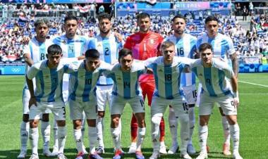 La Selección Argentina sub 23 se enfrenta con Ucrania en la definición del grupo B de París 2024. 
