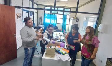 Doroschenco colaboró con materiales didácticos, para que la Escuela N° 334 