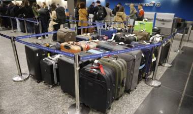 Conflicto aeronáutico: ATE anunció un paro que afectará a 27 aeropuertos y dos gremios se reúnen este jueves