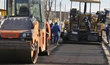 El plan de austeridad permitirá financiar viviendas y asfalto