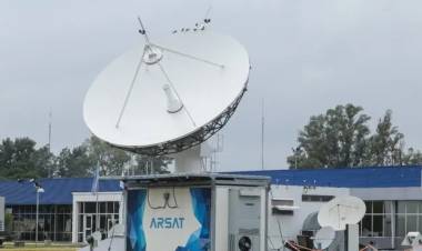 El Gobierno pondrá a la venta el 49 porciento ARSAT y podría salir a la Bolsa en 2025