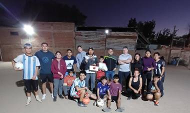 El deporte comunitario es un pilar fundamental de una sociedad saludable.