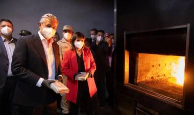 Bullrich encabezó la quema de casi 800 kilos de cocaína en Neuquén