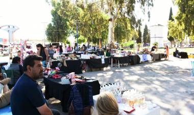 La Agencia de Desarrollo Municipal de Plaza Huincul recuerda que solo los feriantes empadronados pueden participar de Plaza Emprende