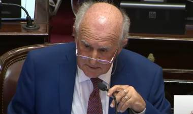 Contraataque oficialista: el Senado tratará también un pedido de suspensión del kirchnerista Oscar Parrilli