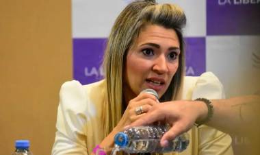 Nadia Márquez admitió que usaba la Casa de las Leyes porque no tiene oficina en Neuquén: qué dijo