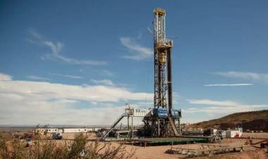 YPF y otras 6 grandes firmas energéticas del país se unen para desarrollar Vaca Muerta Sur