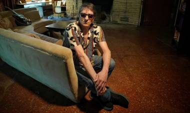 Investigan al guitarrista de Virus, Julio Moura, por la muerte de su novia