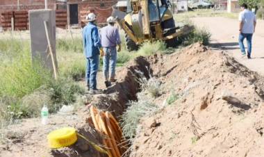 Comienza una nueva obra del tendido de red de gas natural en barrio Otaño