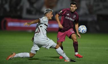 River brindó una pálida versión y rescató un punto sobre el cierre ante Platense