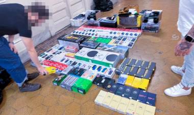 La Aduana secuestró decenas de Flipper Zero, el dispositivo usado para abrir autos y hackear Wi-Fi