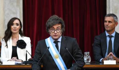 Con una fuerte defensa de su gestión, Javier Milei brindó su discurso en el Congreso: "La motosierra no parará"