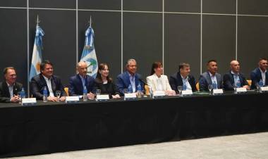 “Contamos con cada uno de los intendentes para trabajar en equipo”