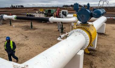 TotalEnergies hizo la primera exportación de gas de Vaca Muerta a Brasil vía Bolivia