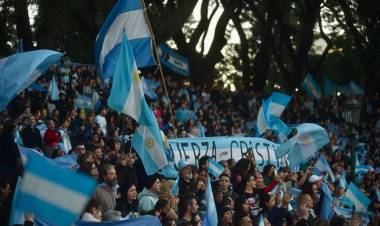 Cristina Kirchner, durísima desde su casa para Parque Lezama: llamó "fracasada" a Bullrich y criticó a Milei