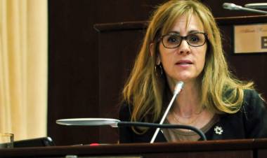 Lorena Parrilli exige transparencia en la ejecución presupuestaria del Gobierno de Neuquén