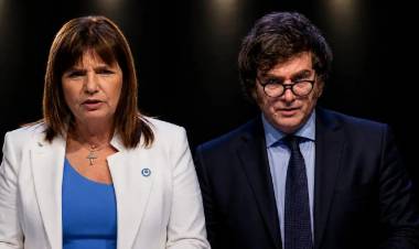 Bullrich toma distancia del caso Adorni y deja a Milei en una seria encrucijada: elegir entre él o ella