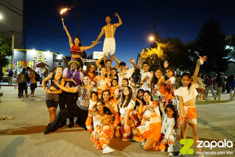 La magia de carnaval se vive a pleno en Zapala