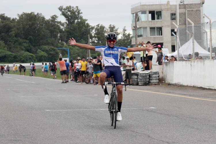 El autódromo de Rafaela sigue coronando campeones
