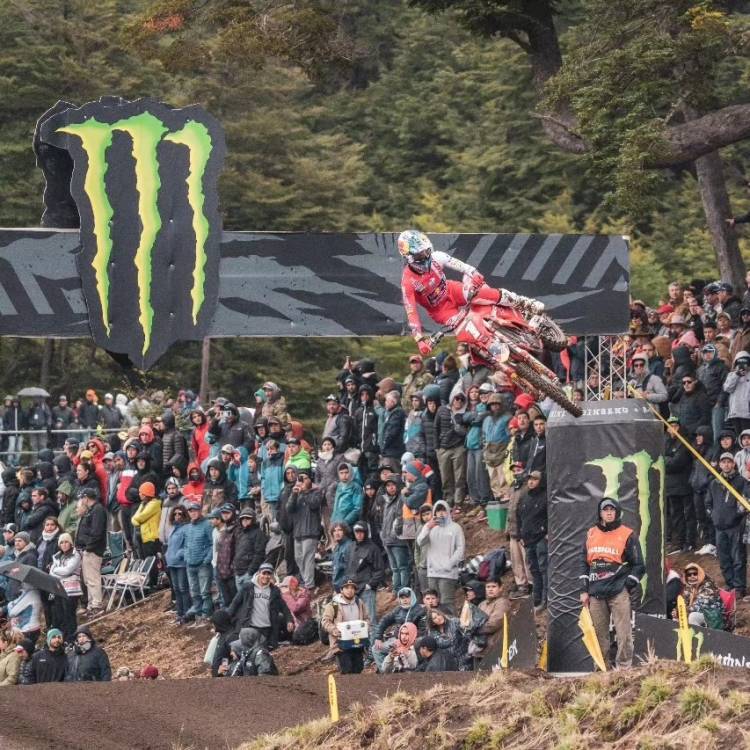 Gajser y Coenen fueron los mejores en la clasificatoria