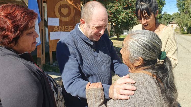 Pablo Todero acompañó a los vecinos de Junín de los Andes en defensa de la oficina de ANSES de la localidad