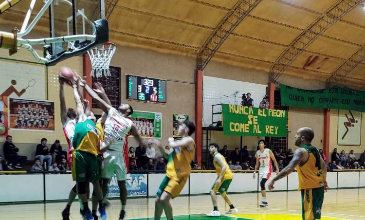 Victoria de Perfora de Plaza Huincul  ante Independiente de Neuquén 