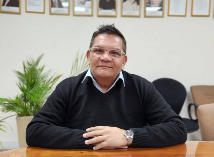 El concejal César Omar Pérez presentó un proyecto denominado "educación sin violencia"