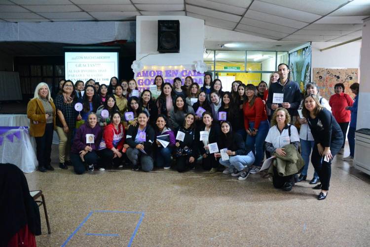 El Instituto de Formación Docente Nº 1 primer comunidad educativa en inaugurar un Espacio Recolector de Leche Materna.