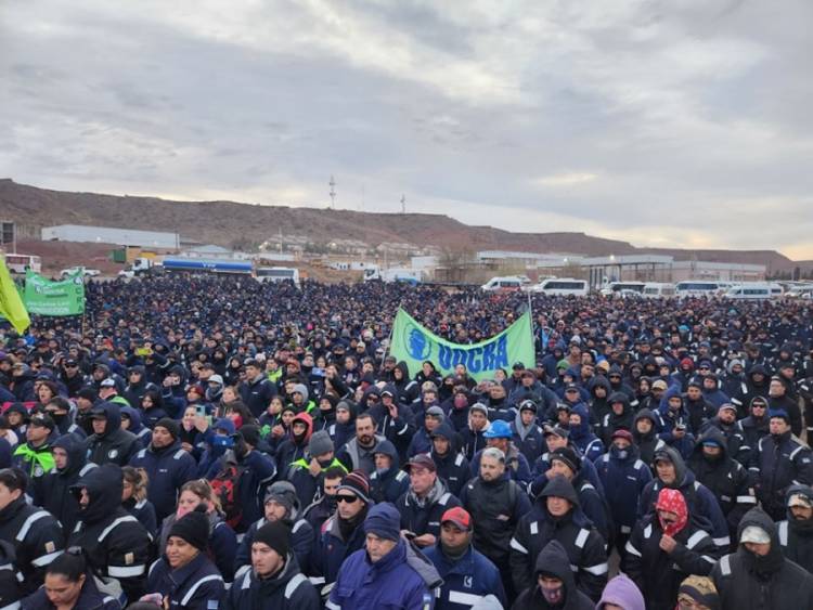 Tras un enfrentamiento entre dos facciones de UOCRA, en Añelo hubo un nuevo cruce