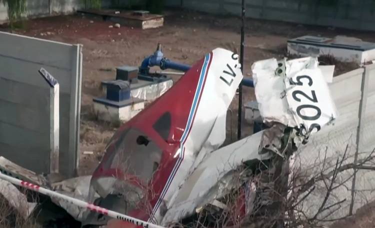 Milagro en el aire en Mendoza: una avioneta cayó y los ocupantes resultaron ilesos