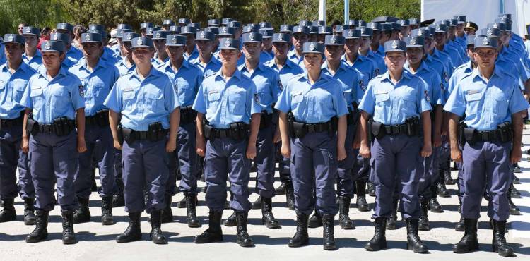 Unite a la Policía del Neuquén