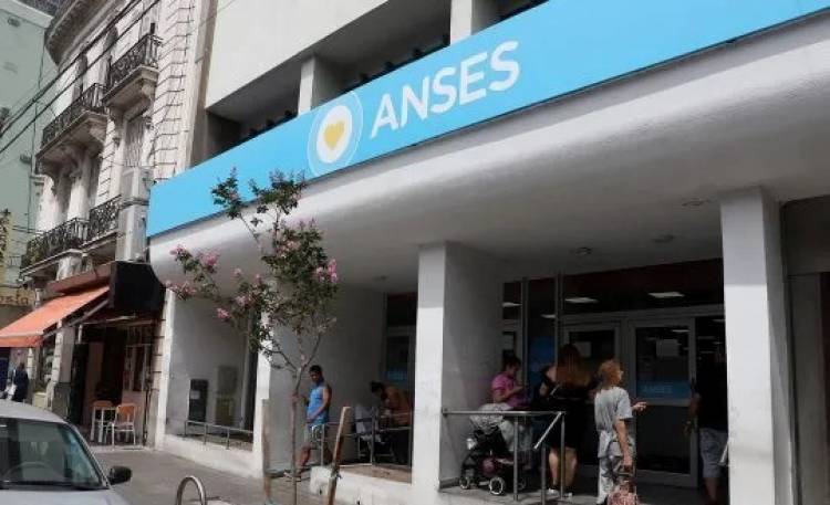 Asignaciones familiares: Gobierno confirma aumento a partir de julio y así quedan las escalas