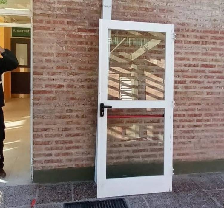 Repudio y llamado a la reflexión tras actos vandálicos en la nueva guardia de emergencias