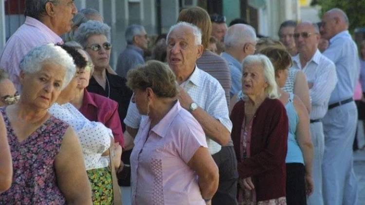 El Gobierno oficializó un nuevo bono de 70 mil pesos para jubilados y pensionados en agosto