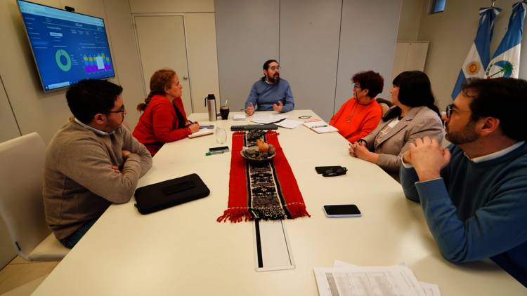 Continúa el trabajo sobre auditorías y certificados médicos en Educación