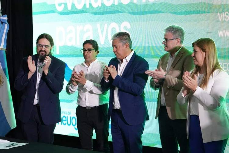 El Gobernador Figueroa ratificó su compromiso con la creación de un Centro Oncológico para Plaza Huincul y Cutral Co