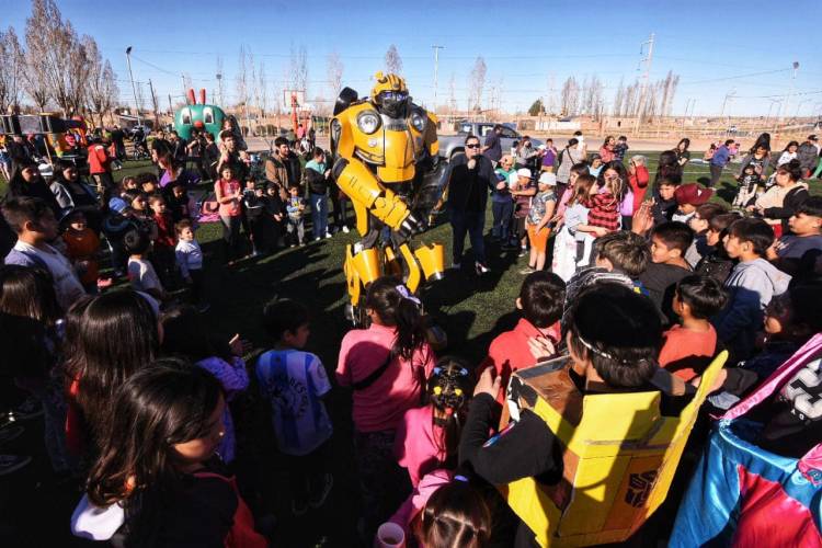 Tarde de festejos en el barrio Peñi Trapun