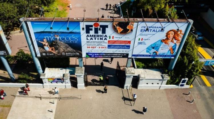 Neuquén presenta su oferta turística en la Feria Internacional de Turismo 2024