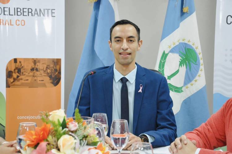 Octubre mes de concientización sobre el cáncer de mamas 