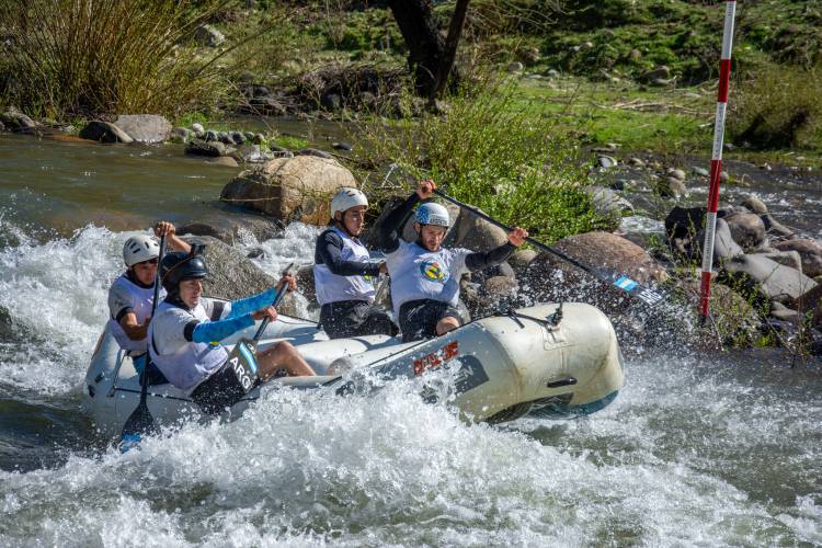 ¡Campeonato Argentino De Kayak Creek En Aluminé! 