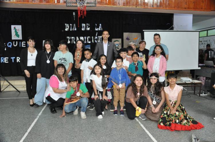Día de la Tradición en la escuela 102 